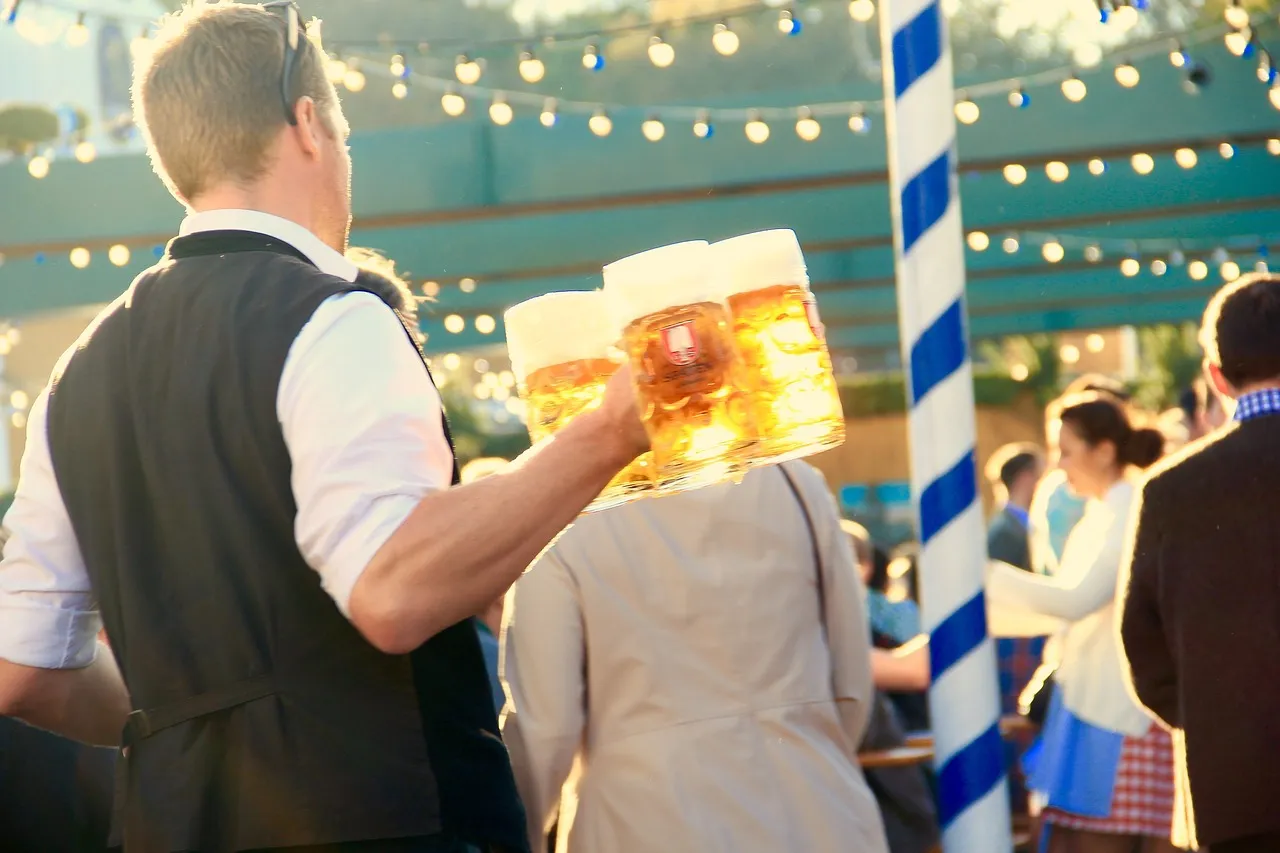Oktoberfest München 2024: Infos, Highlights, Tipps und Bierpreise